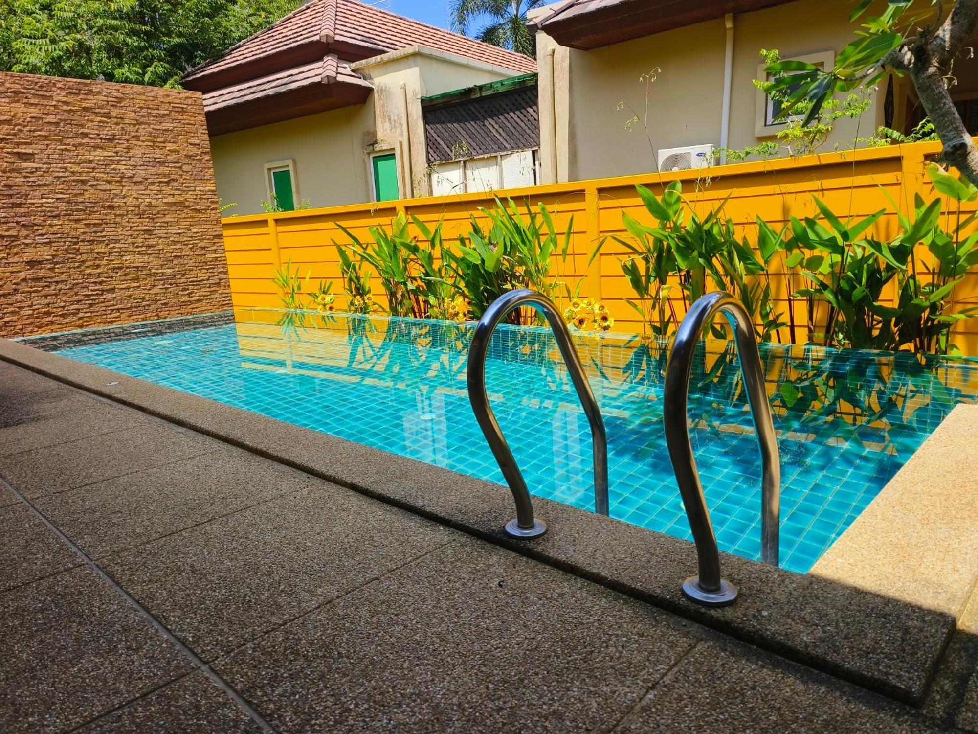 Karon Pool Villa 卡伦3卧泳池别墅 Extérieur photo